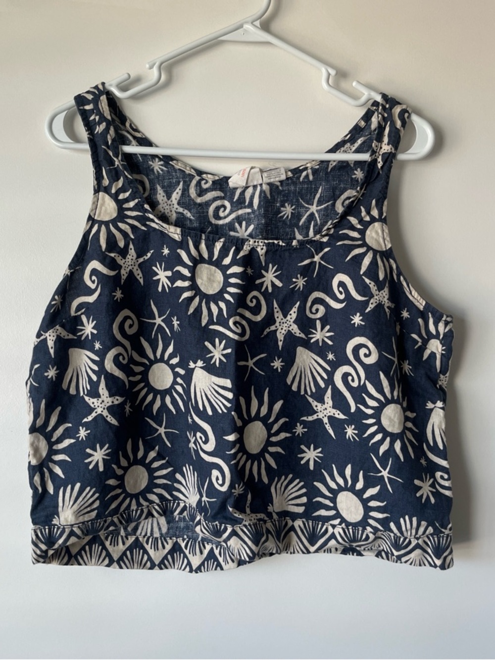 (SOLD) Women’s Navy Sun & Shell Print Tank Top